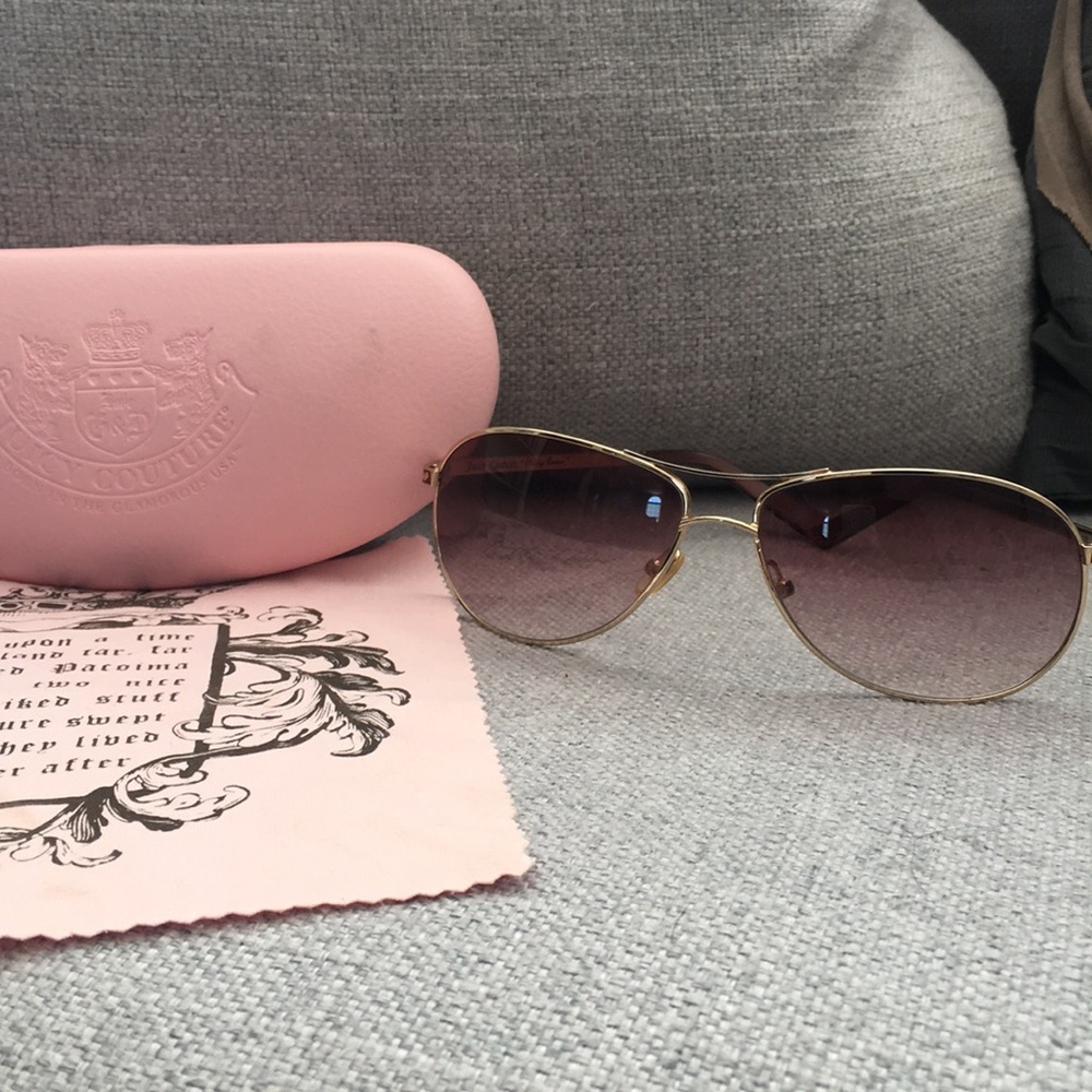 Juicy Couture aviator sunglasses
